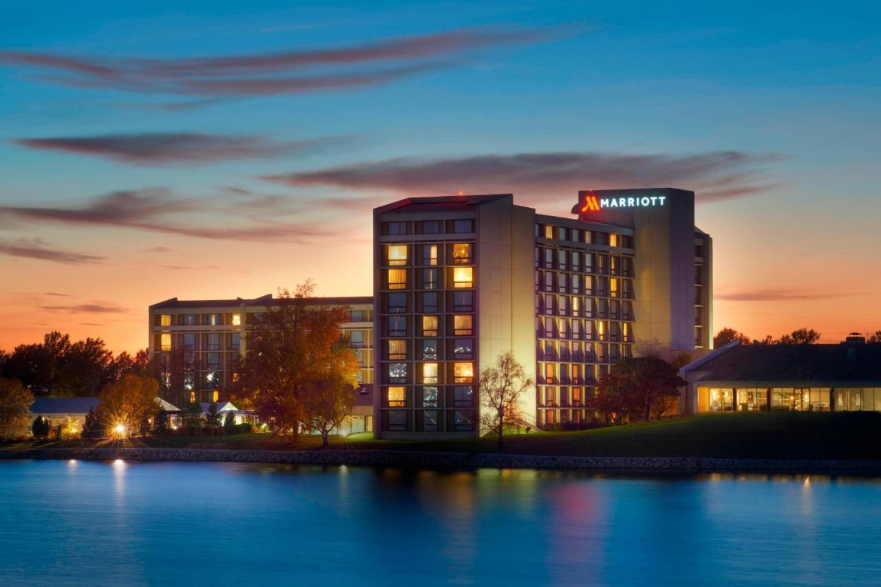 Hotel Kansas City Airport Marriott Exterior foto